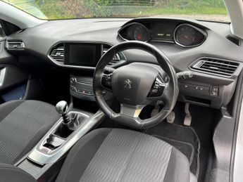 Peugeot 308 E-THP ACTIVE
