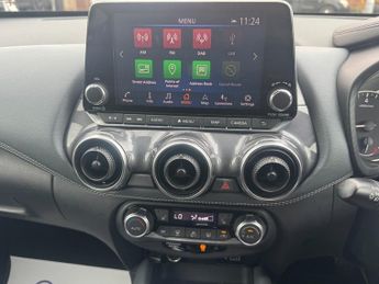 Nissan Juke 1.0 DIG-T Tekna SUV 5dr Petrol DCT Auto Euro 6 (s/s) (117 ps)