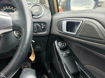Ford Fiesta 1.6 Zetec Powershift Euro 5 5dr