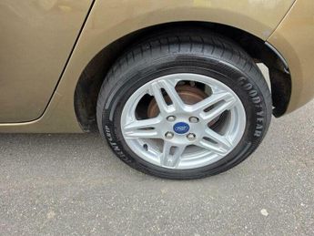 Ford Fiesta 1.6 Zetec Powershift Euro 5 5dr