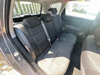 Hyundai I30 1.6 Comfort Estate 5dr Petrol Auto Euro 4 (124 bhp)