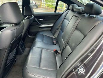 BMW 3 SERIES 2.0 320d Edition M Sport Auto Euro 4 4dr