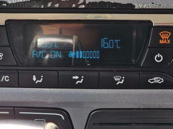 Ford Focus 1.6 Titanium Powershift Euro 5 5dr