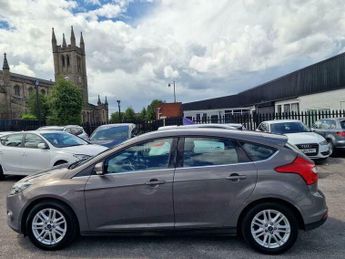 Ford Focus 1.6 Titanium Powershift Euro 5 5dr
