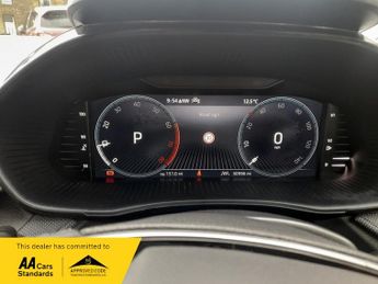 Skoda Fabia DESIGN EDITION TSI DSG, CAR PLAY, 1 OWNER,WHITE, AUTO,
