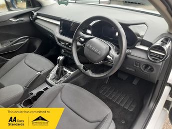 Skoda Fabia DESIGN EDITION TSI DSG, CAR PLAY, 1 OWNER,WHITE, AUTO,