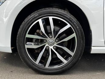 Volkswagen Golf 1.4 TSI BlueMotion Tech SE DSG Euro 5 (s/s) 5dr