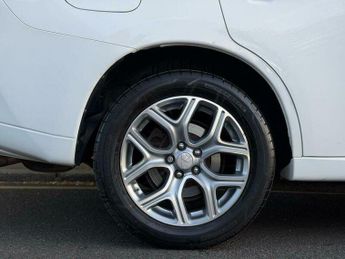 Mitsubishi Outlander 2.0h 12kWh GX4h CVT 4WD Euro 5 (s/s) 5dr