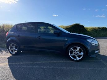 Kia Ceed 1.6 CRDi 3 Hatchback 5dr Diesel Auto Euro 5 (113 bhp)