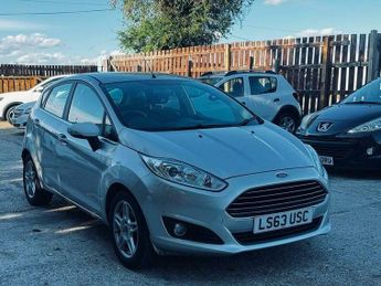 Ford Fiesta 1.0T EcoBoost Zetec Euro 5 (s/s) 5dr