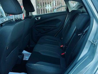 Ford Fiesta 1.0T EcoBoost Zetec Euro 5 (s/s) 5dr