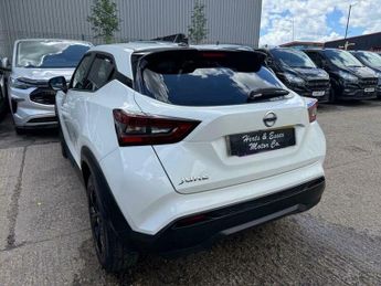 Nissan Juke 1.0 DIG-T N-Connecta DCT Auto Euro 6 (s/s) 5dr