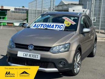 Volkswagen Polo AUTO 1.2 TSI DSG X CROSS POLO SE ( AUTOMATIC )