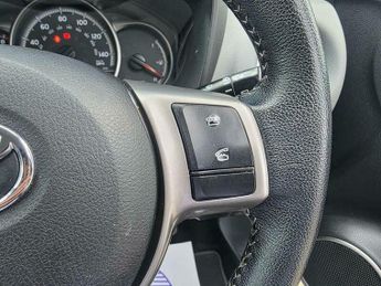 Toyota Yaris 1.33 Dual VVT-i Icon Euro 5 5dr Euro 5