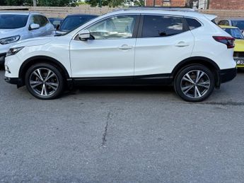 Nissan Qashqai 1.2 DIG-T N-Connecta XTRON Euro 6 5dr 113BHP