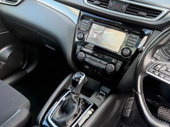 Nissan Qashqai 1.2 DIG-T N-Connecta XTRON Euro 6 5dr 113BHP