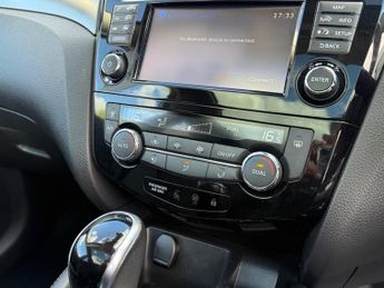 Nissan Qashqai 1.2 DIG-T N-Connecta XTRON Euro 6 5dr 113BHP