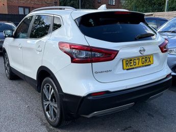 Nissan Qashqai 1.2 DIG-T N-Connecta XTRON Euro 6 5dr 113BHP