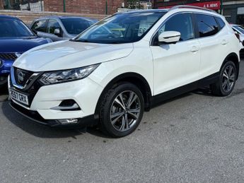 Nissan Qashqai 1.2 DIG-T N-Connecta XTRON Euro 6 5dr 113BHP