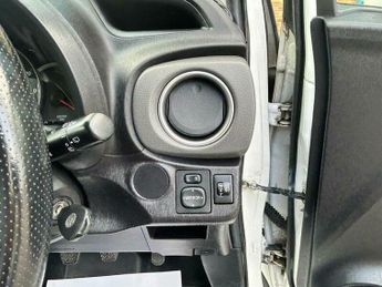 Toyota Yaris 1.33 Dual VVT-i Trend Euro 5 5dr
