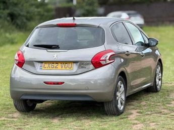 Peugeot 208 1.6 e-HDi Allure Euro 5 (s/s) 5dr
