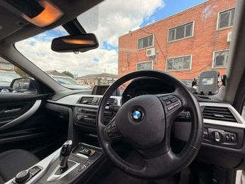 BMW 3 SERIES 2.0 318d SE Auto Euro 5 (s/s) 4dr