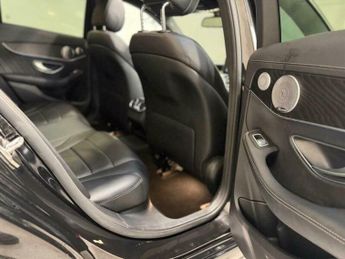 Mercedes-Benz C Class 2.1 C250d AMG Line (Premium Plus) 7G-Tronic+ Euro 6 (s/s) 4dr