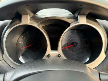 Nissan Juke 1.6 Tekna XTRON Euro 6 5dr