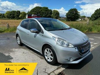 Peugeot 208 1.2 VTi PureTech Style Euro 5 5dr