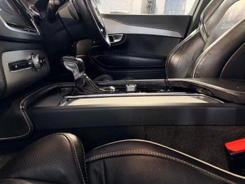 Volvo XC90 2.0 T6 R-Design Pro Auto 4WD Euro 6 (s/s)