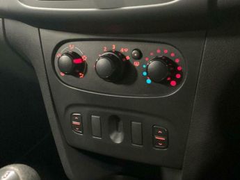 Dacia Sandero 1.2 Ambiance Euro 6 5dr