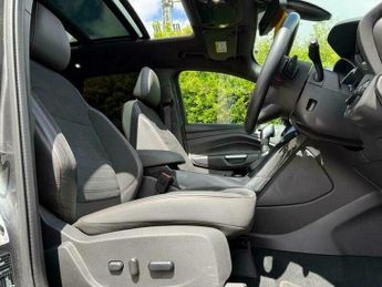 Ford Kuga 1.5T EcoBoost ST-Line X Auto AWD Euro 6 (s/s) 5dr