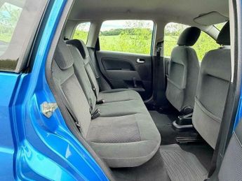 Ford Fiesta 1.6 Ghia 5dr