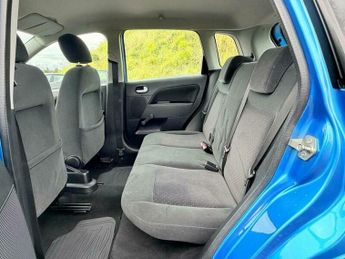 Ford Fiesta 1.6 Ghia 5dr