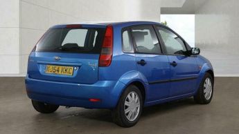 Ford Fiesta 1.6 Ghia 5dr