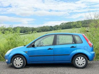 Ford Fiesta 1.6 Ghia 5dr
