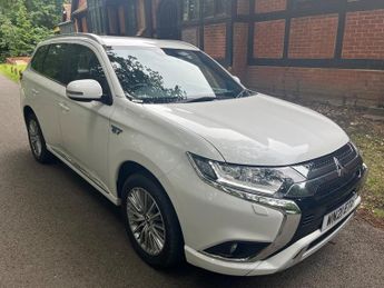 Mitsubishi Outlander PHEV DYNAMIC Auto