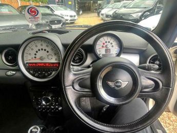 Ford Focus 1.6 Zetec Euro 5 5dr