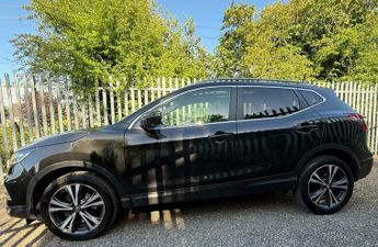 Nissan Qashqai 1.2 DIG-T N-Connecta XTRON Euro 6 (s/s) 5dr