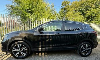 Nissan Qashqai 1.2 DIG-T N-Connecta XTRON Euro 6 (s/s) 5dr