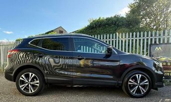 Nissan Qashqai 1.2 DIG-T N-Connecta XTRON Euro 6 (s/s) 5dr