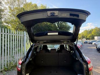 Nissan Qashqai 1.2 DIG-T N-Connecta XTRON Euro 6 (s/s) 5dr