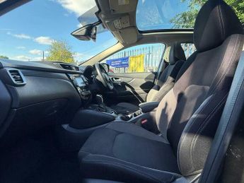 Nissan Qashqai 1.2 DIG-T N-Connecta XTRON Euro 6 (s/s) 5dr