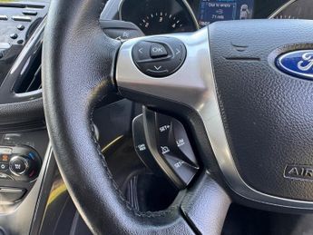 Ford Kuga TITANIUM TDCI