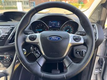 Ford Kuga TITANIUM TDCI