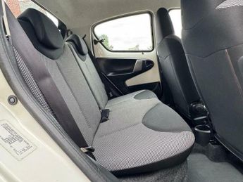 Toyota AYGO 1.0 VVT-i Move MultiMode Euro 5 5dr