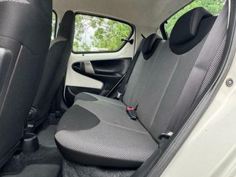 Toyota AYGO 1.0 VVT-i Move MultiMode Euro 5 5dr
