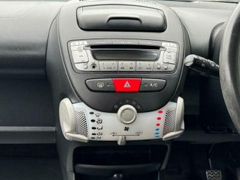 Toyota AYGO 1.0 VVT-i Move MultiMode Euro 5 5dr