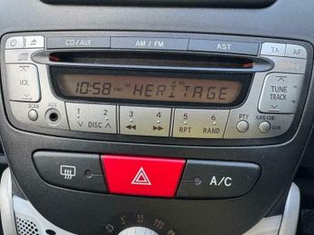 Toyota AYGO 1.0 VVT-i Move MultiMode Euro 5 5dr