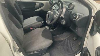 Toyota AYGO 1.0 VVT-i Move MultiMode Euro 5 5dr